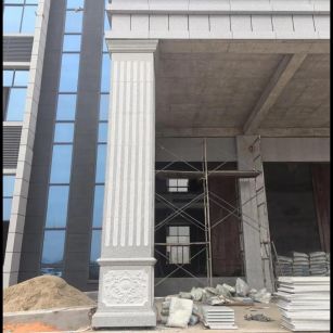 广安 芝麻白光面花岗岩门楼大柱（罗马柱）配雕花底座