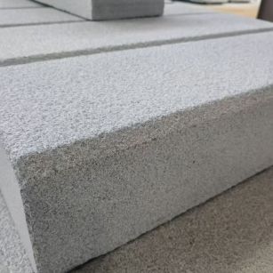 广安 芝麻灰荔枝面路沿石