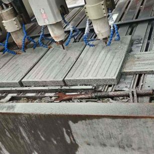 广安 芝麻白花岗岩荔枝面盲道雕刻