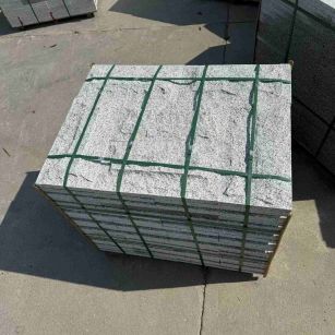 广安 白麻花岗岩石材自然面蘑菇石成品