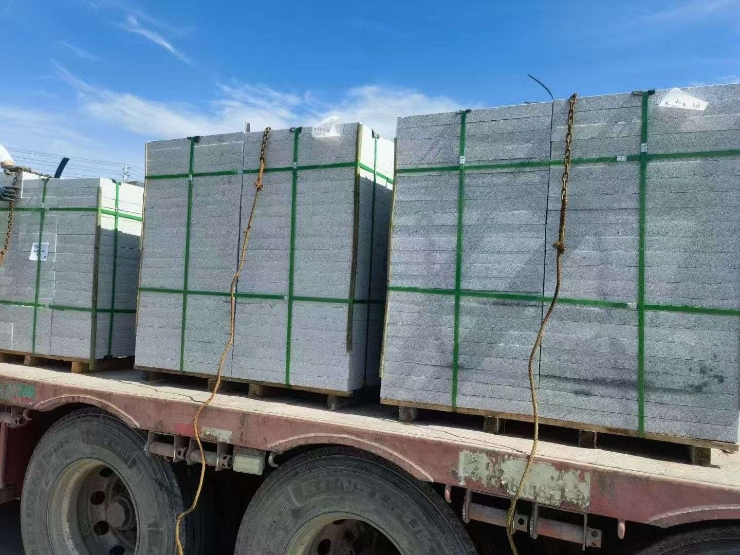 广安 芝麻白花岗岩地铺石装车日常