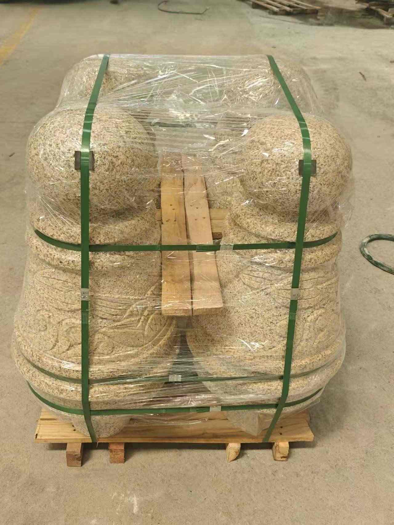 广安 黄金麻异形定制雕花——棒棒糖挡车柱