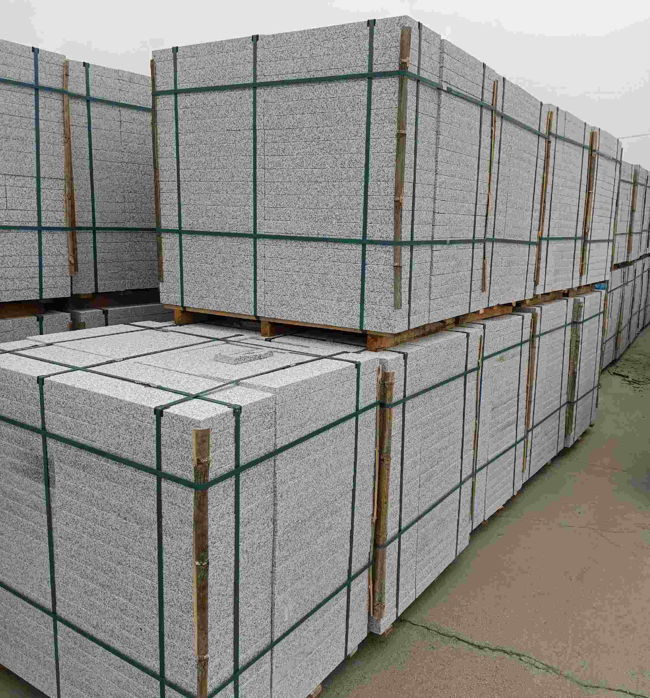 广安 白麻花岗岩石材荔枝面地铺石（300*600*50）