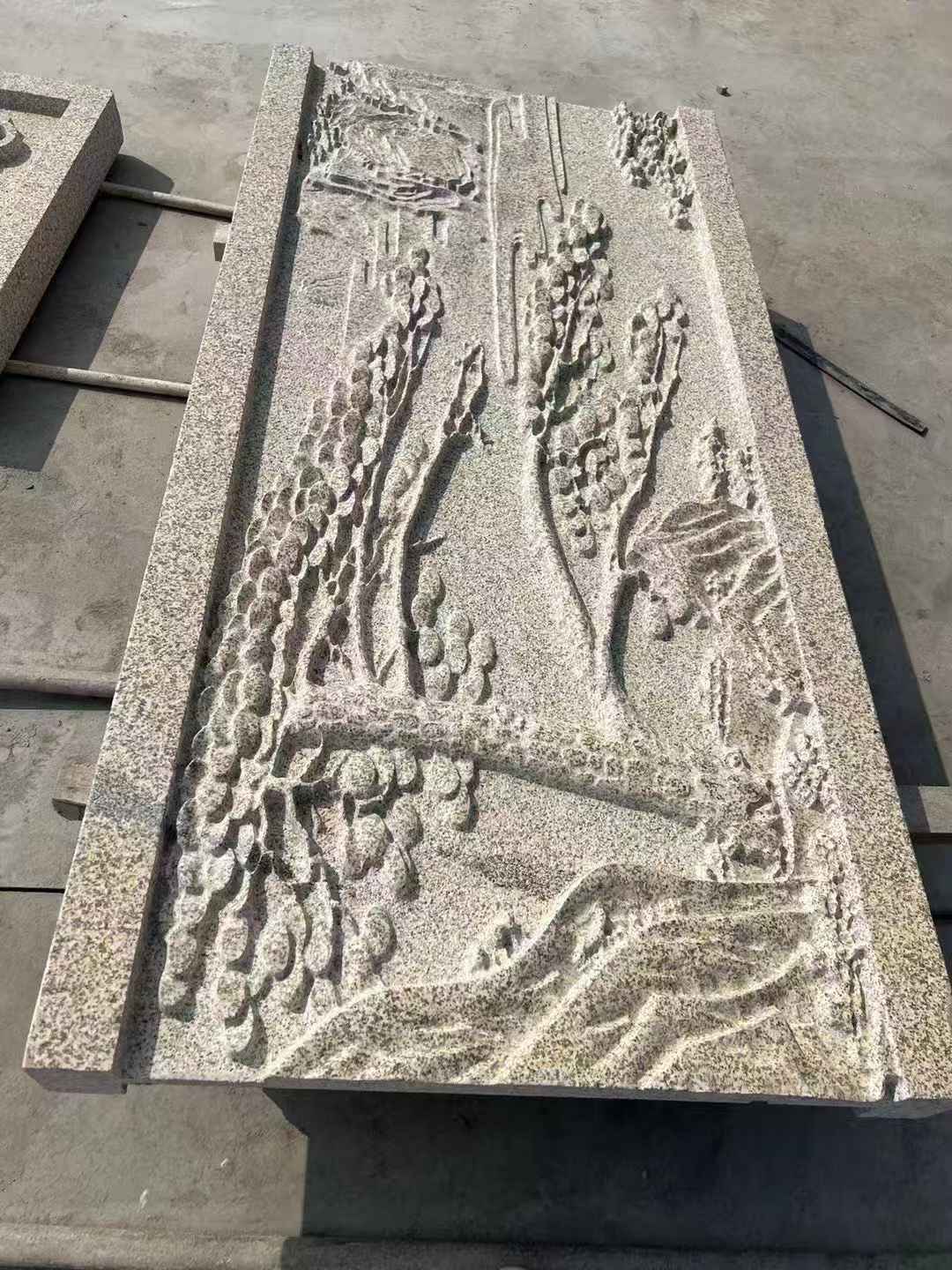 广安 黄金麻雕刻板浮雕迎客松