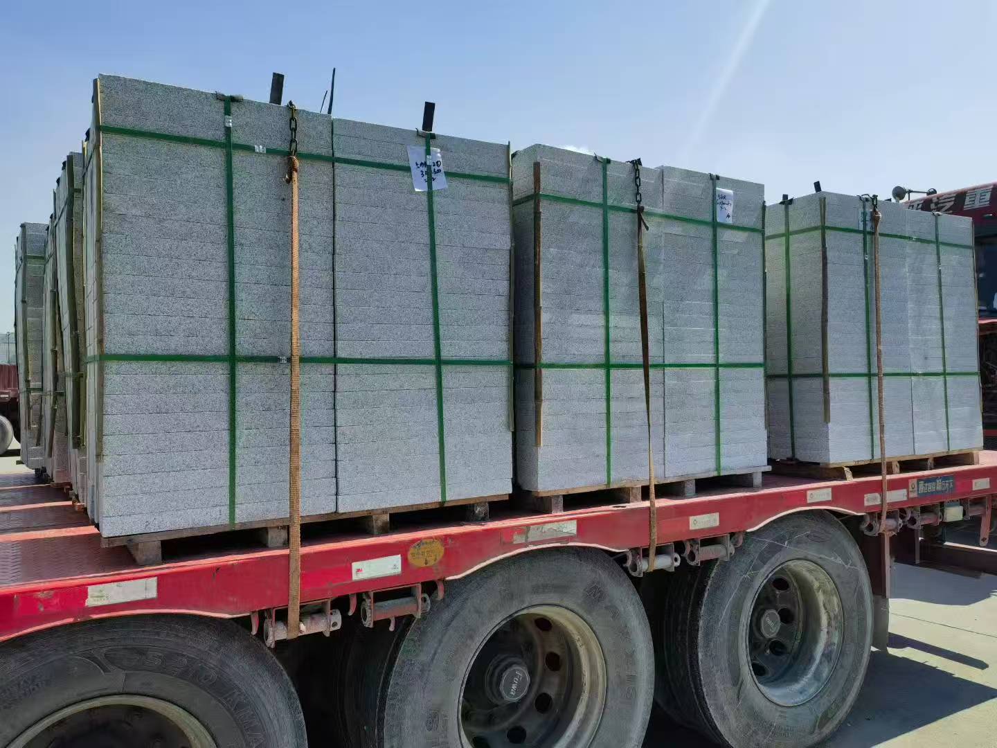 广安芝麻白花岗岩出货日常地铺石