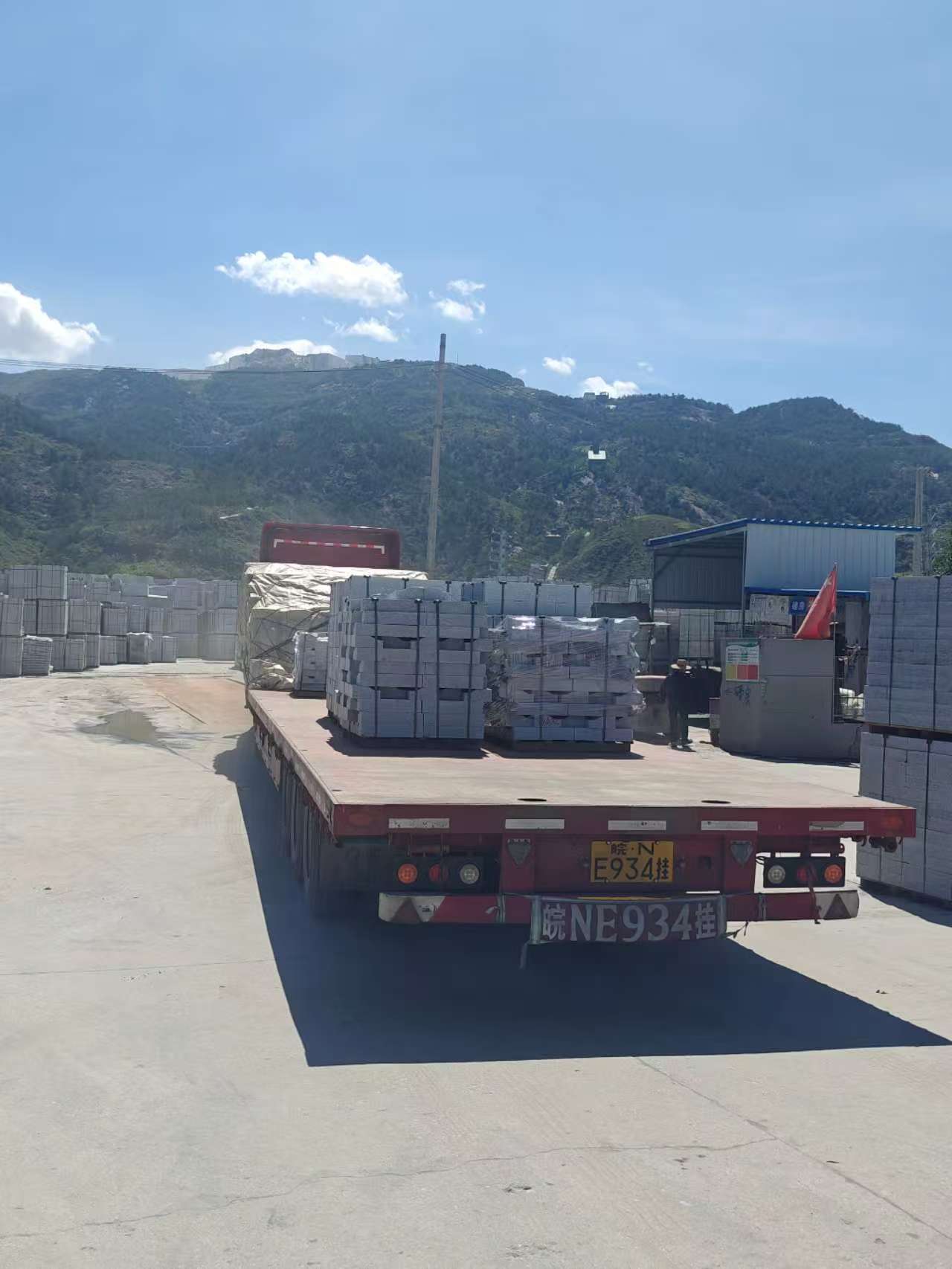 广安 芝麻白仿形路沿石，直形路沿石