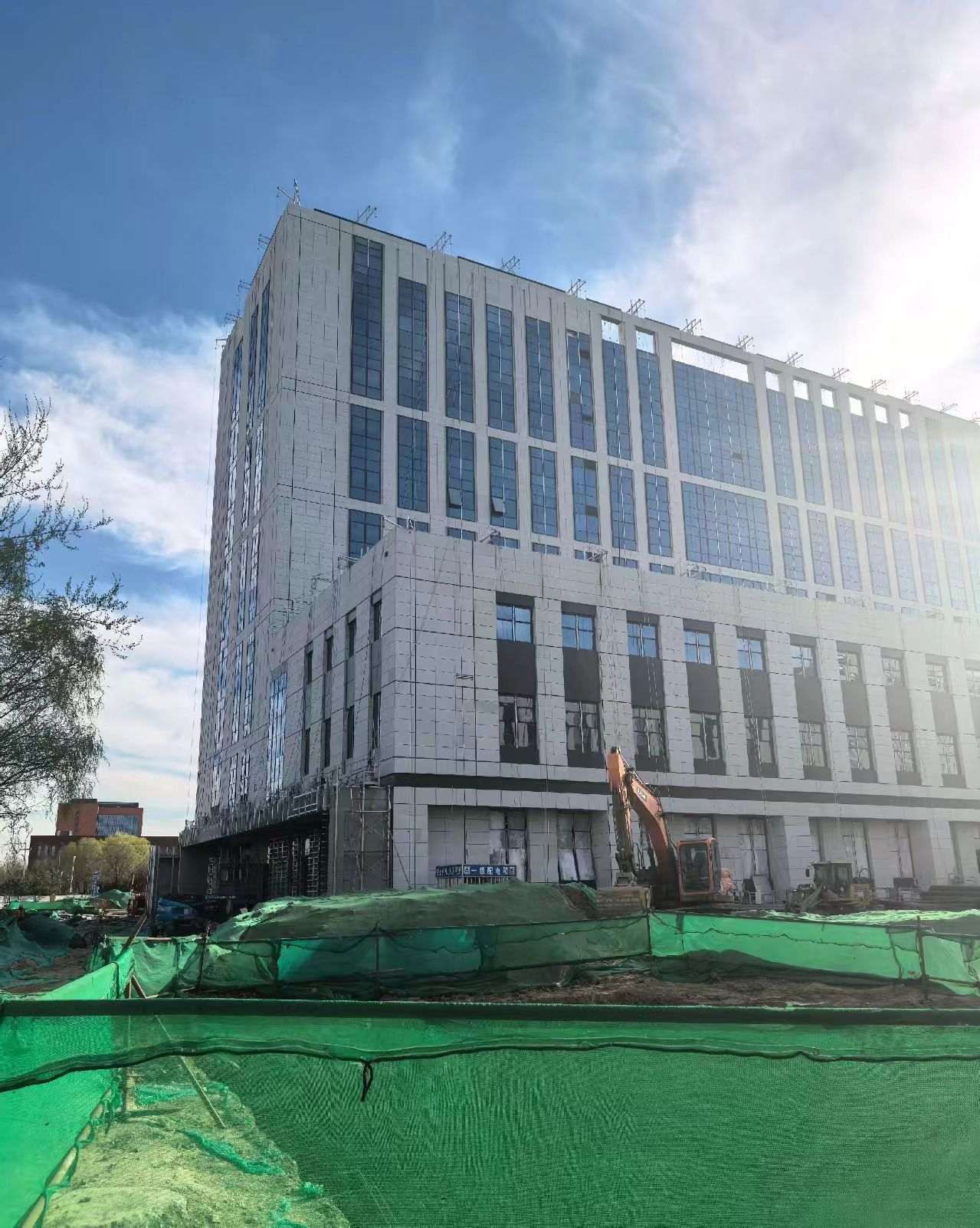 广安 白麻花岗岩石材外墙干挂