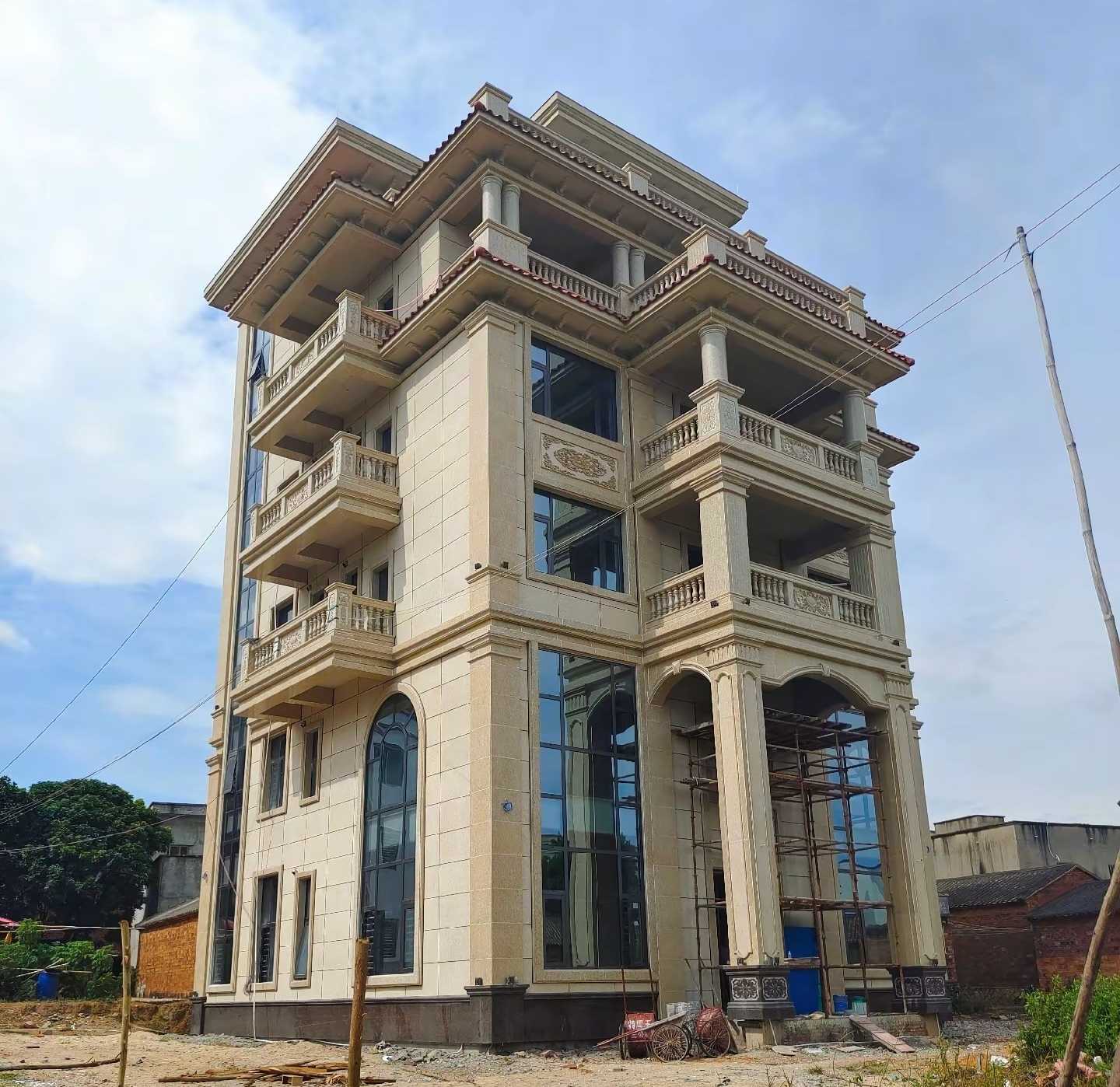 广安 黄金麻花岗岩石材别墅外墙干挂搭配（雕花栏杆花瓶柱门楼罗马柱）