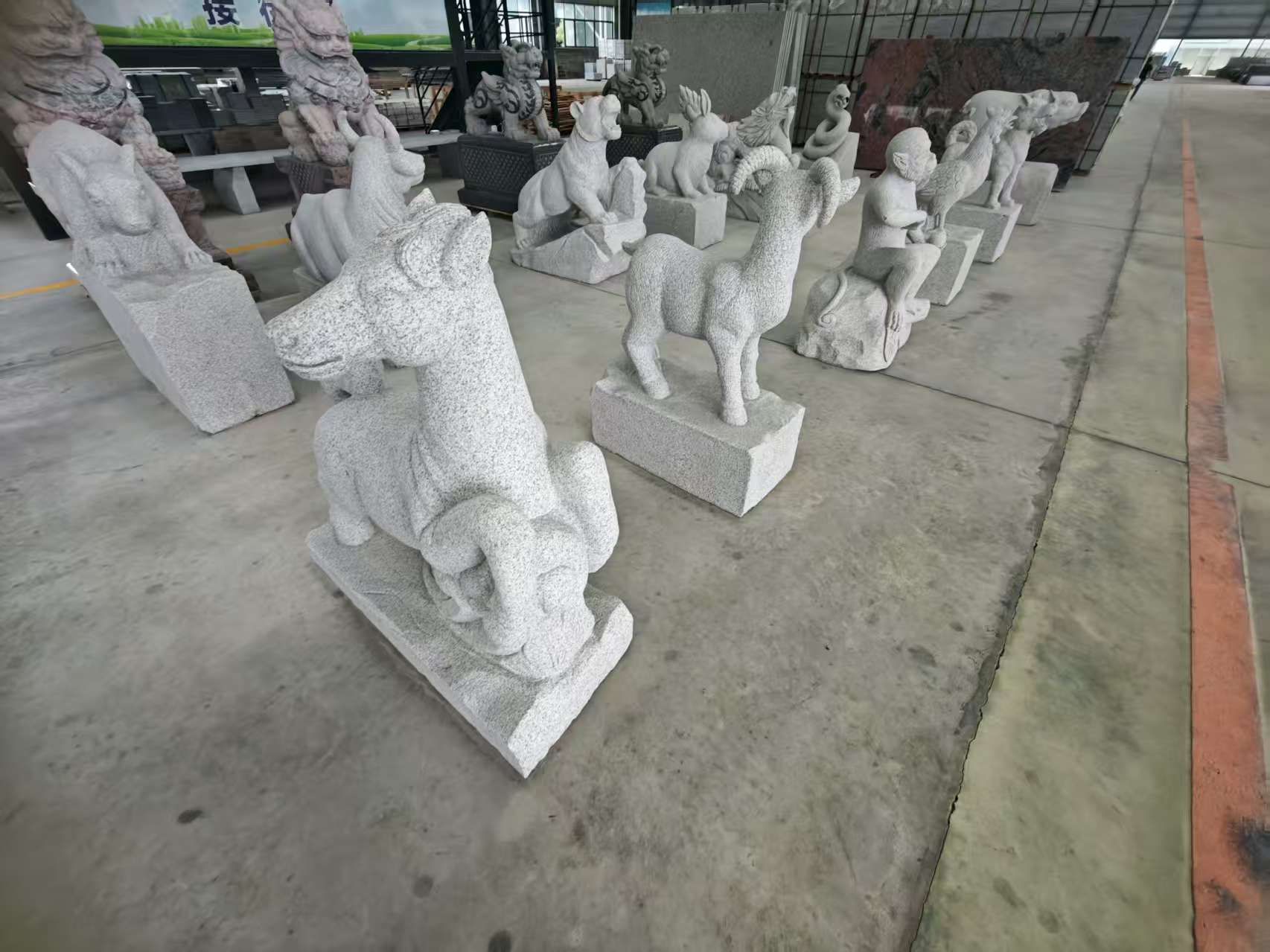 广安 芝麻白花岗岩造型立体雕刻——十二生肖