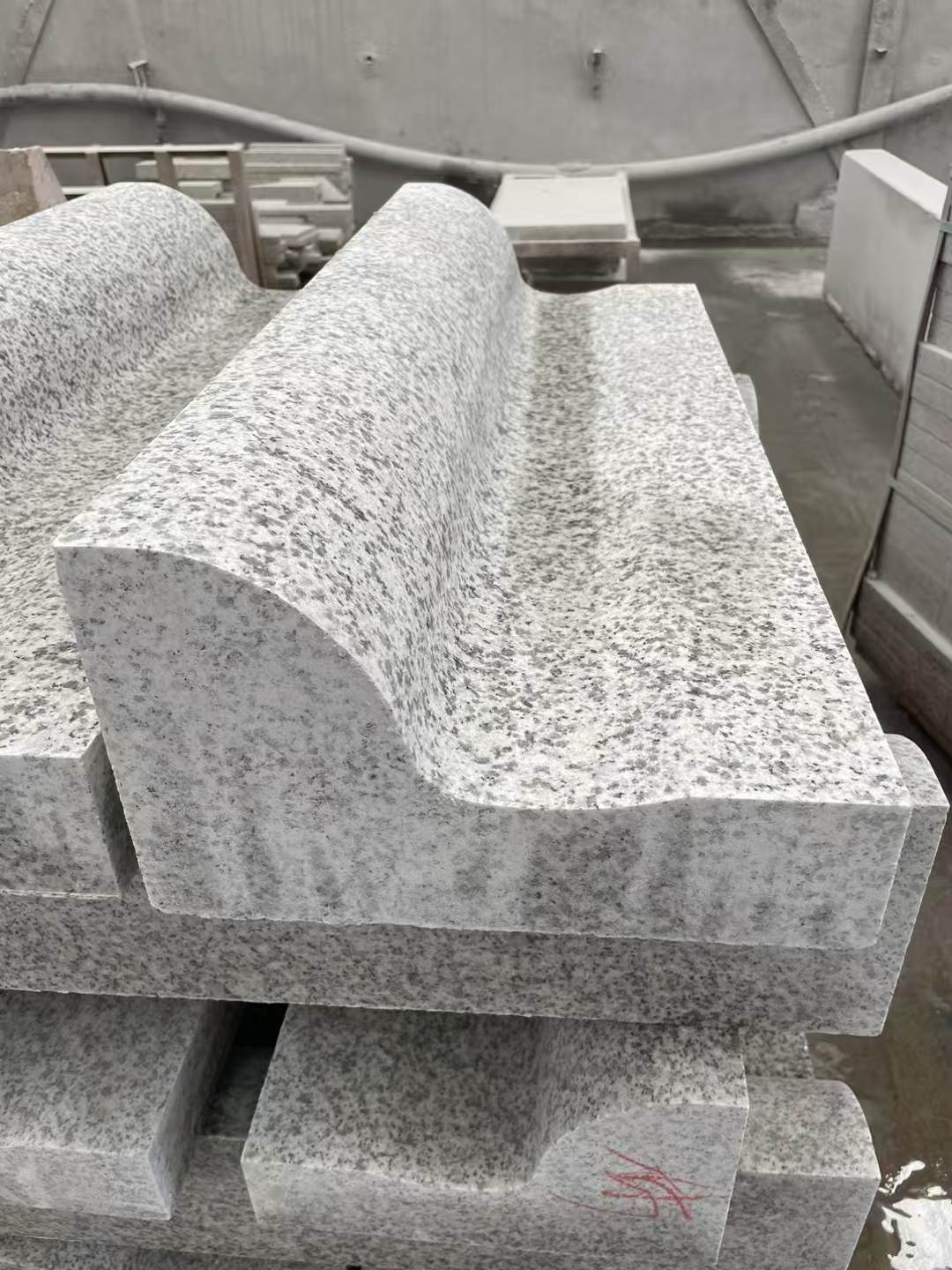 广安 白麻花岗岩S型路沿石，路侧石，马路牙子等