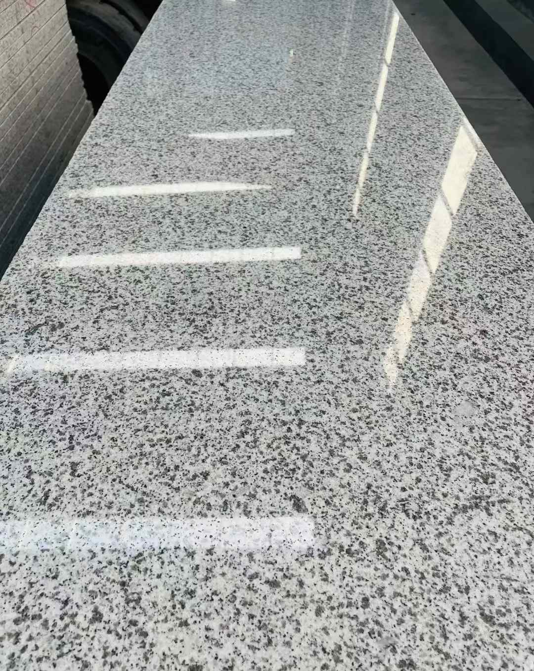 广安 白麻花岗岩光面毛板